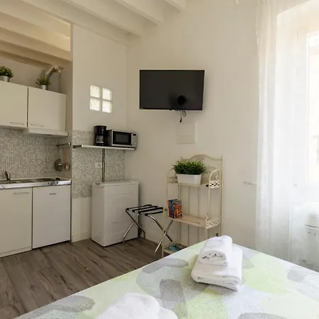 Apartament Michelangelo's Place Florencja